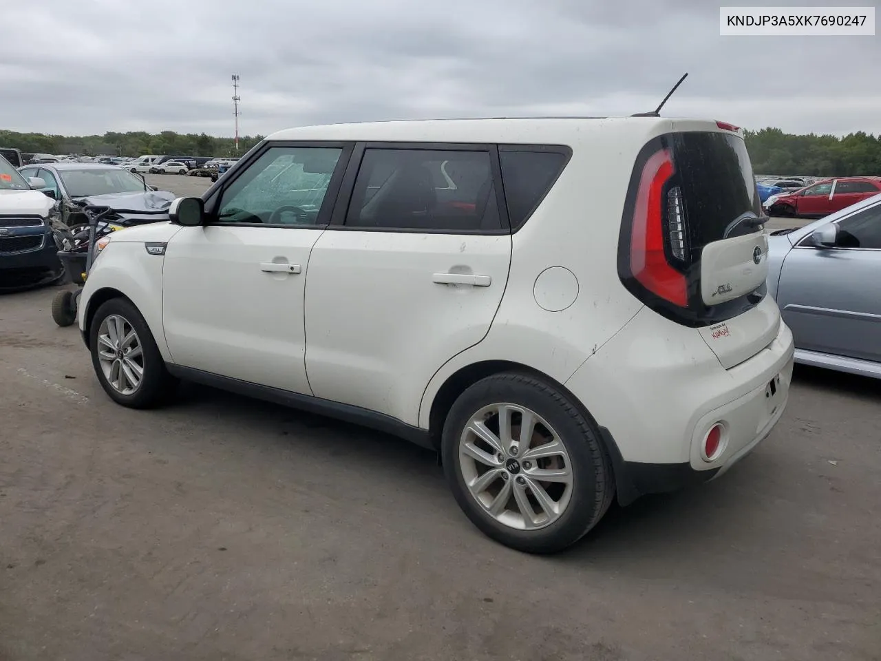 2019 Kia Soul + VIN: KNDJP3A5XK7690247 Lot: 69838204