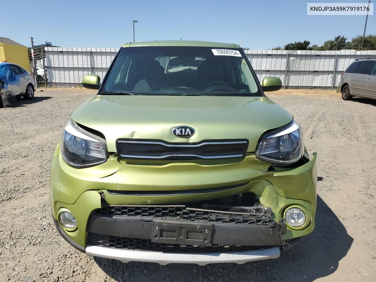 KNDJP3A59K7919176 2019 Kia Soul +