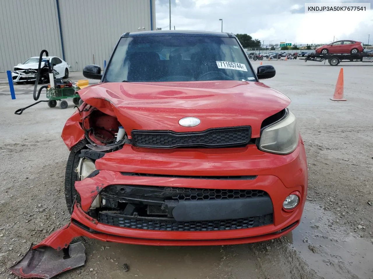 KNDJP3A50K7677541 2019 Kia Soul +