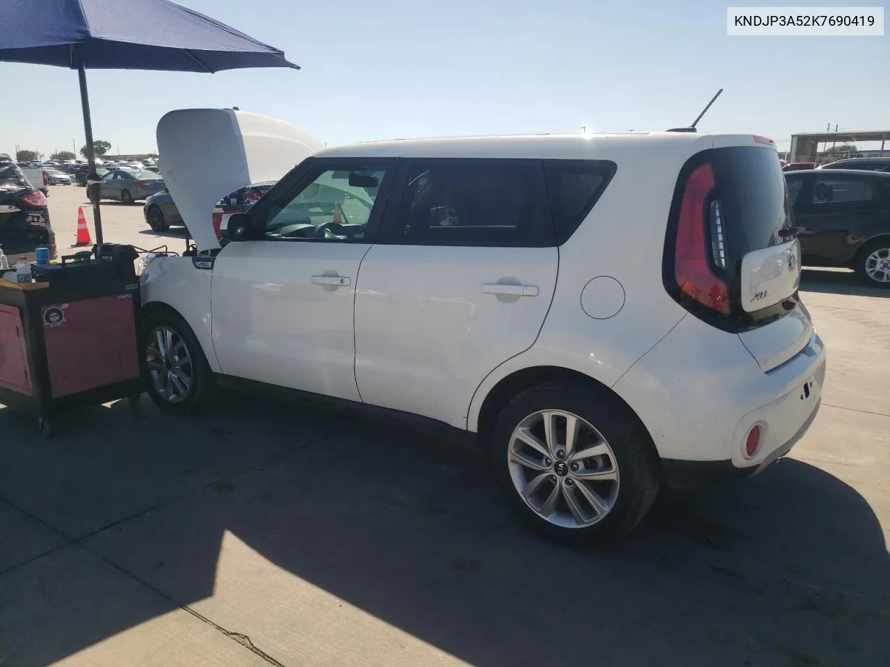 KNDJP3A52K7690419 2019 Kia Soul +