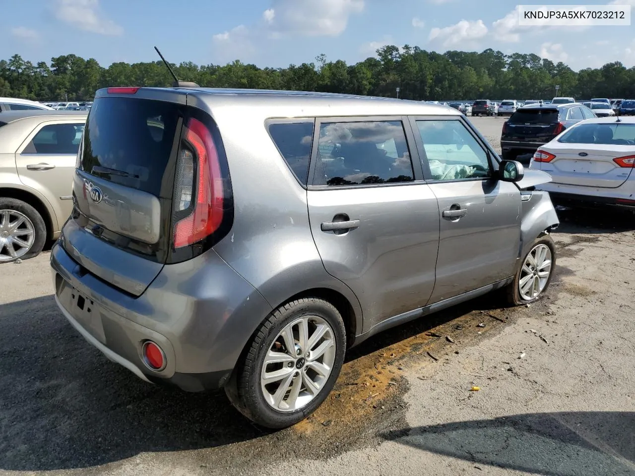 KNDJP3A5XK7023212 2019 Kia Soul +