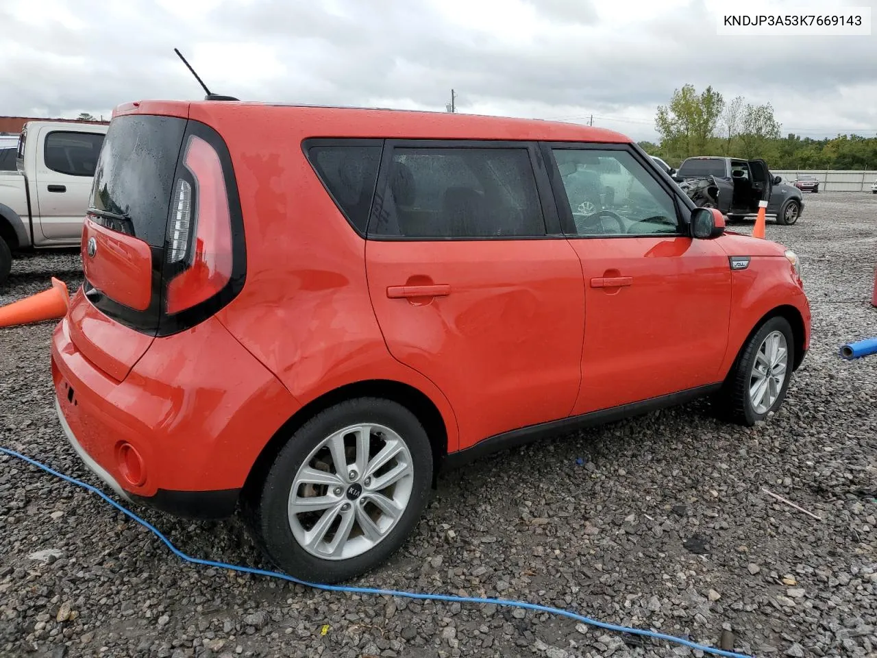 KNDJP3A53K7669143 2019 Kia Soul +