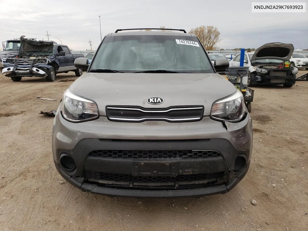 2019 Kia Soul VIN: KNDJN2A29K7693923 Lot: 74278744