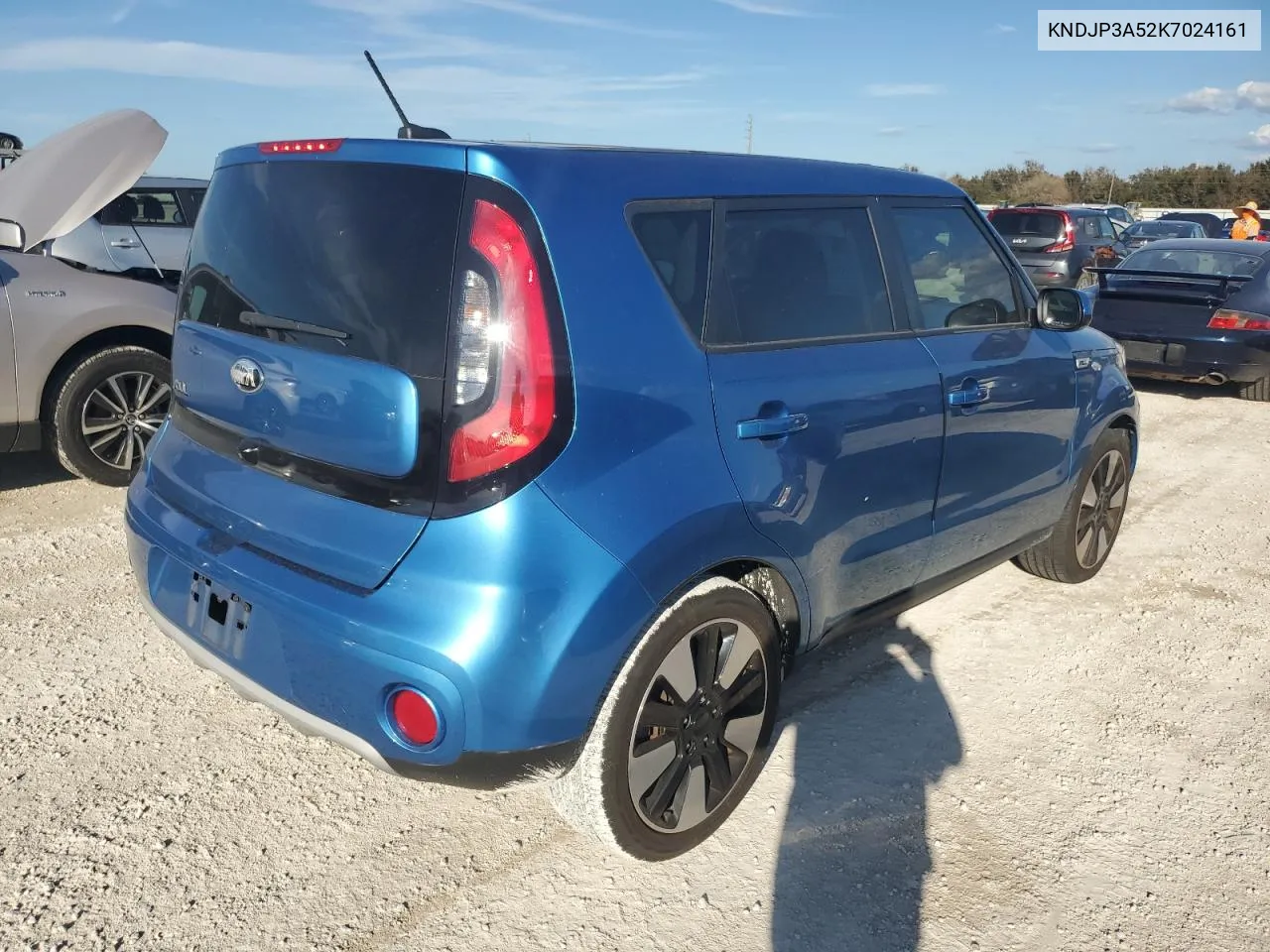 2019 Kia Soul + VIN: KNDJP3A52K7024161 Lot: 77255034