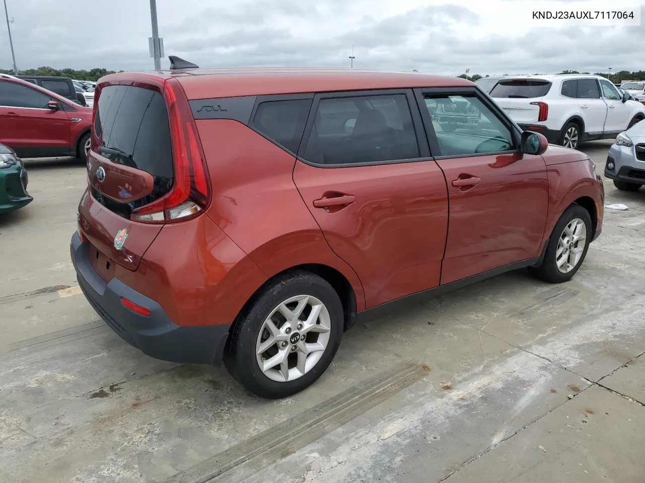 2020 Kia Soul Lx VIN: KNDJ23AUXL7117064 Lot: 74389494