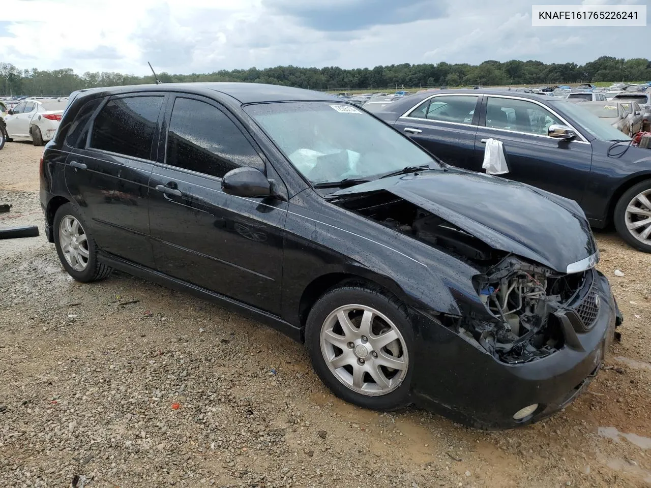 2006 Kia Spectra5 VIN: KNAFE161765226241 Lot: 72935714