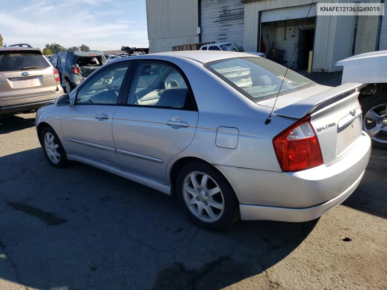 2006 Kia Spectra Lx VIN: KNAFE121365249019 Lot: 72954634