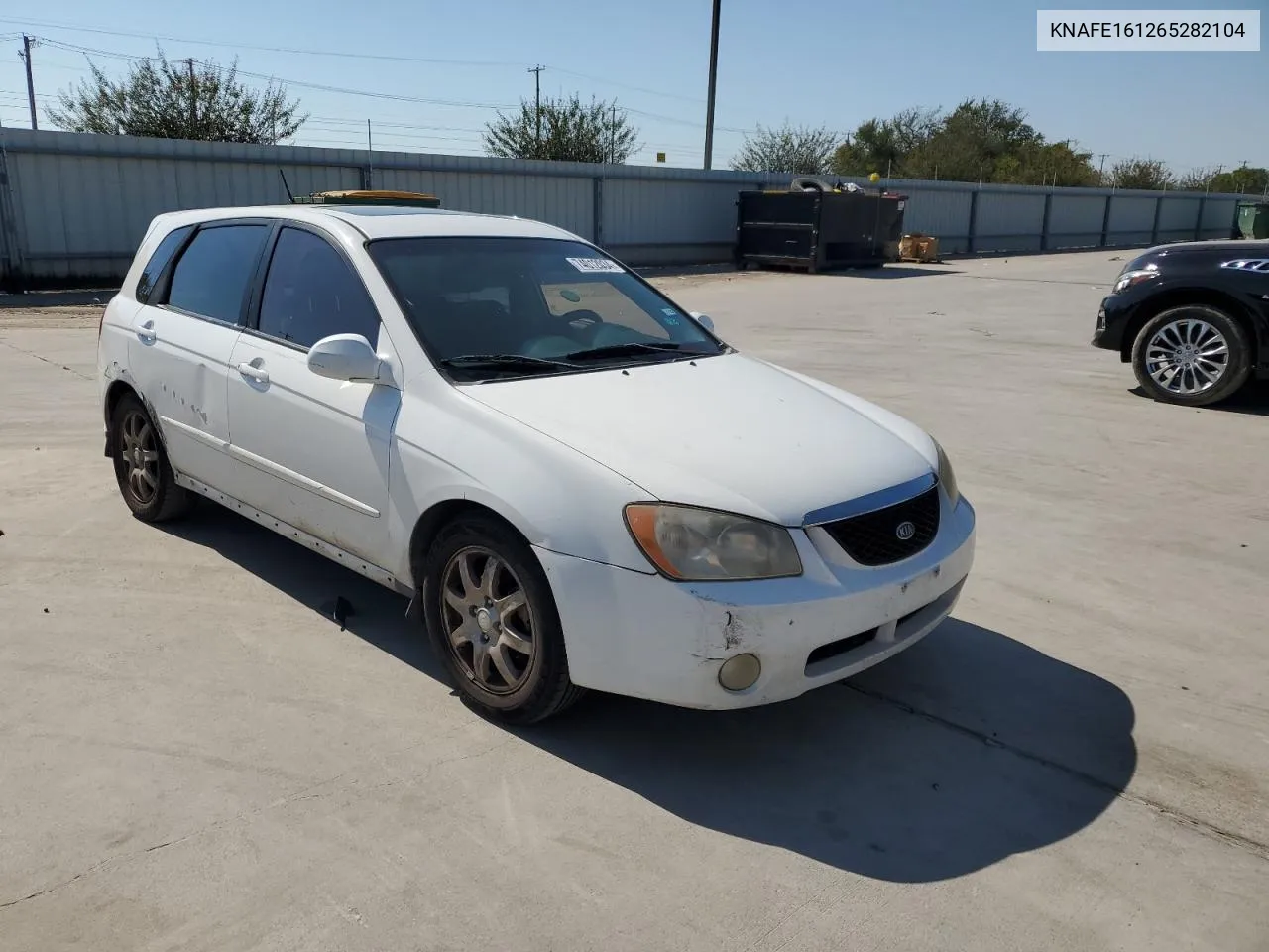 2006 Kia Spectra5 VIN: KNAFE161265282104 Lot: 74012034