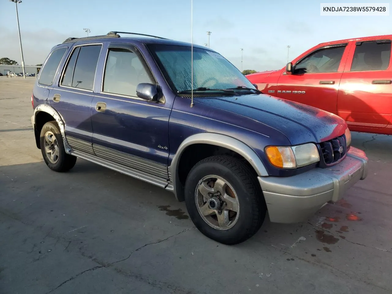 1998 Kia Sportage VIN: KNDJA7238W5579428 Lot: 77242224