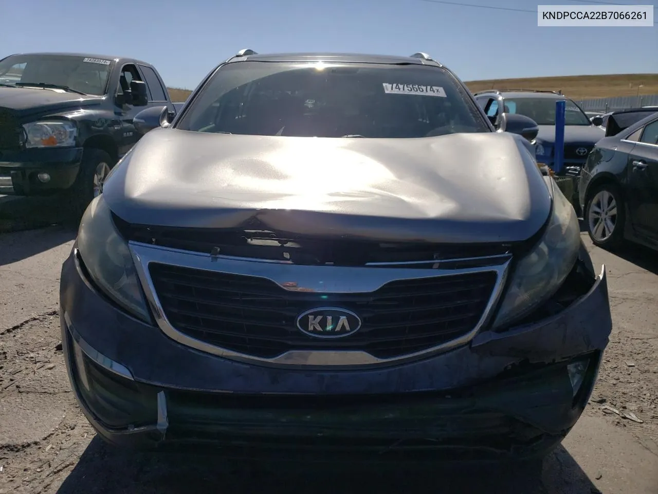 2011 Kia Sportage Ex VIN: KNDPCCA22B7066261 Lot: 74756674