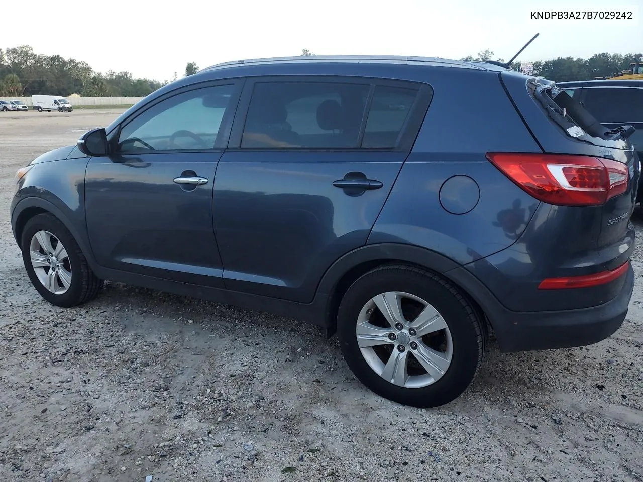 KNDPB3A27B7029242 2011 Kia Sportage Lx