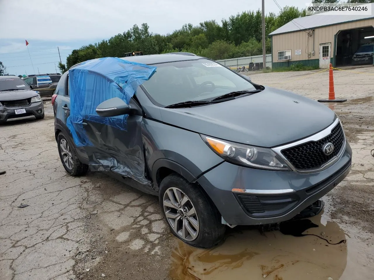 2014 Kia Sportage Base VIN: KNDPB3AC6E7640246 Lot: 65402514