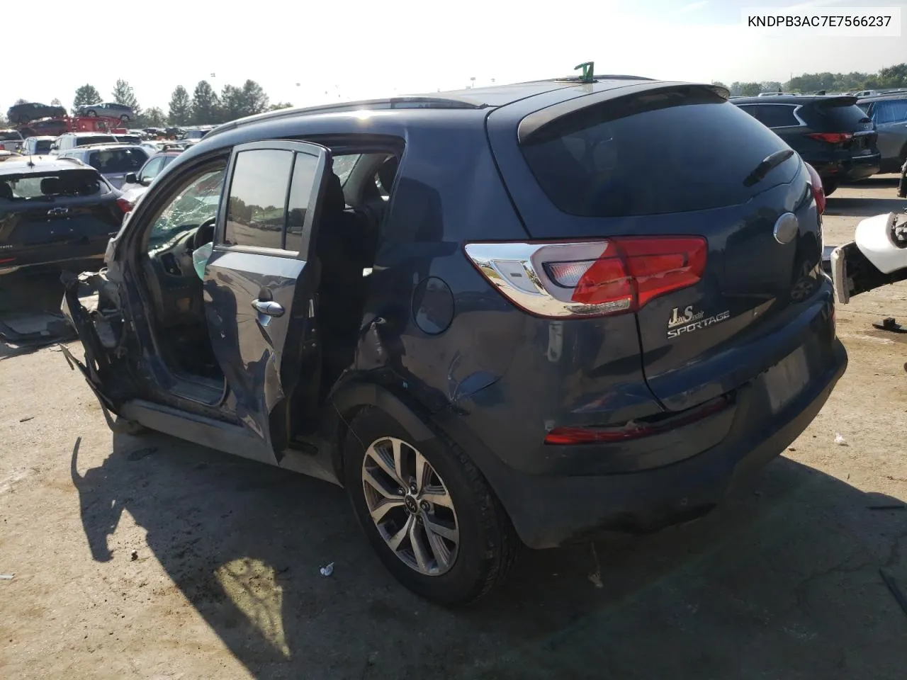 2014 Kia Sportage Base VIN: KNDPB3AC7E7566237 Lot: 68139334