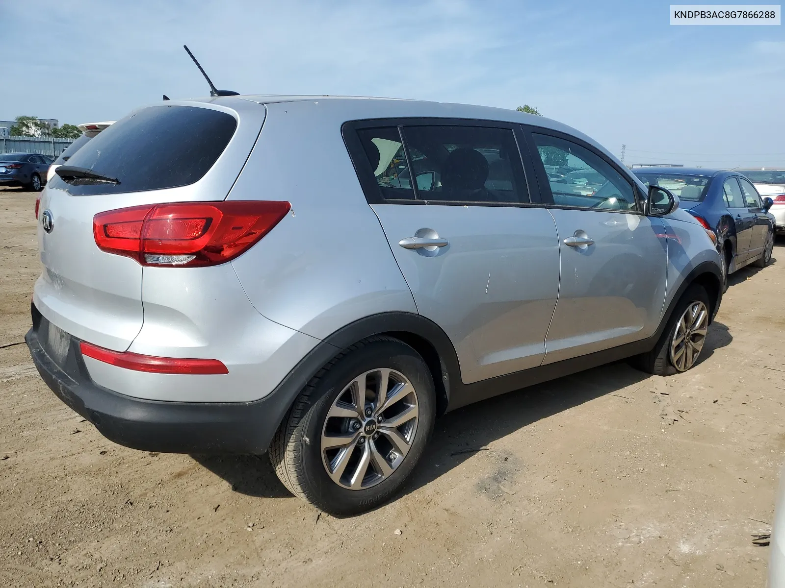 KNDPB3AC8G7866288 2016 Kia Sportage Lx