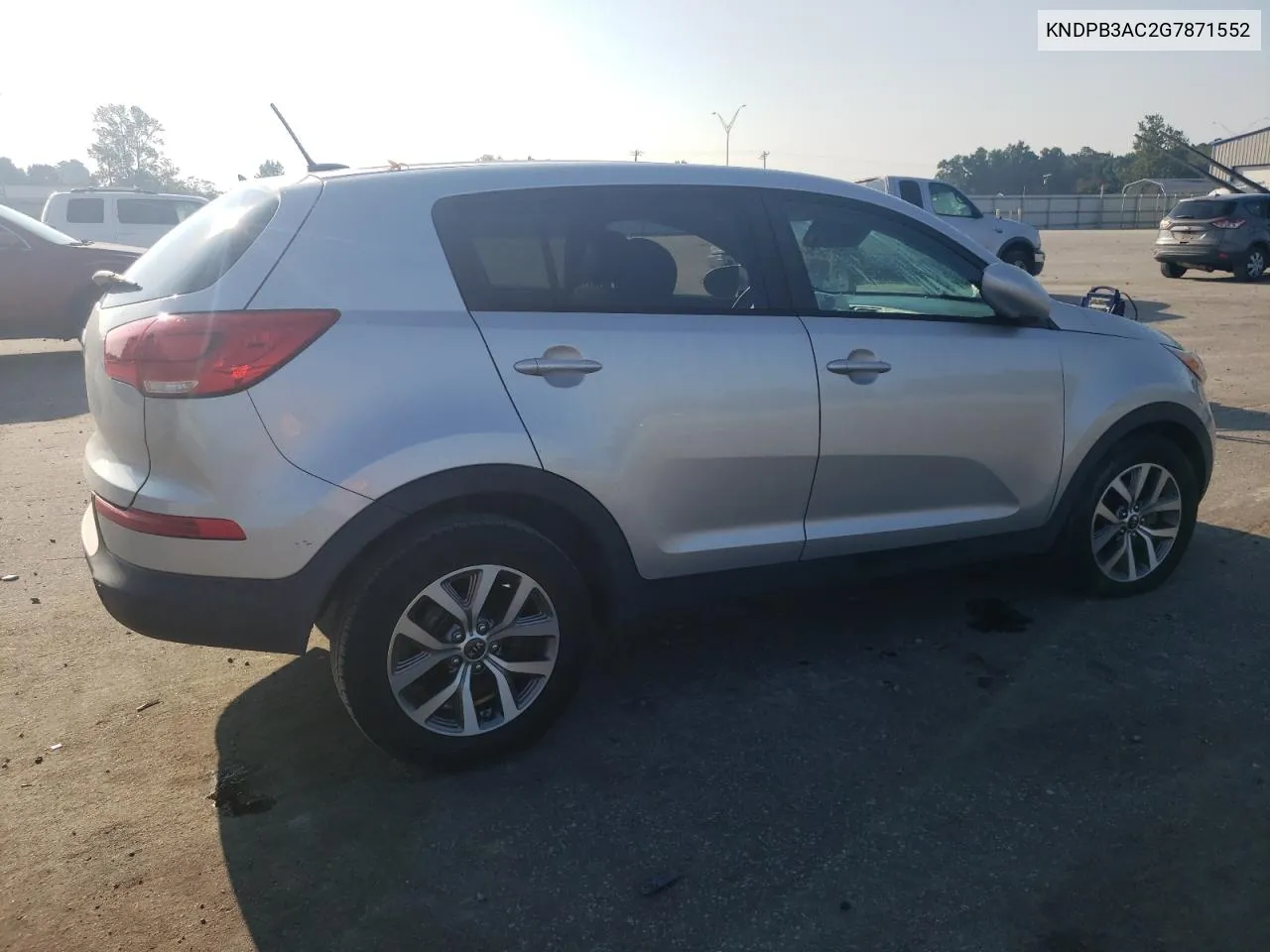 KNDPB3AC2G7871552 2016 Kia Sportage Lx