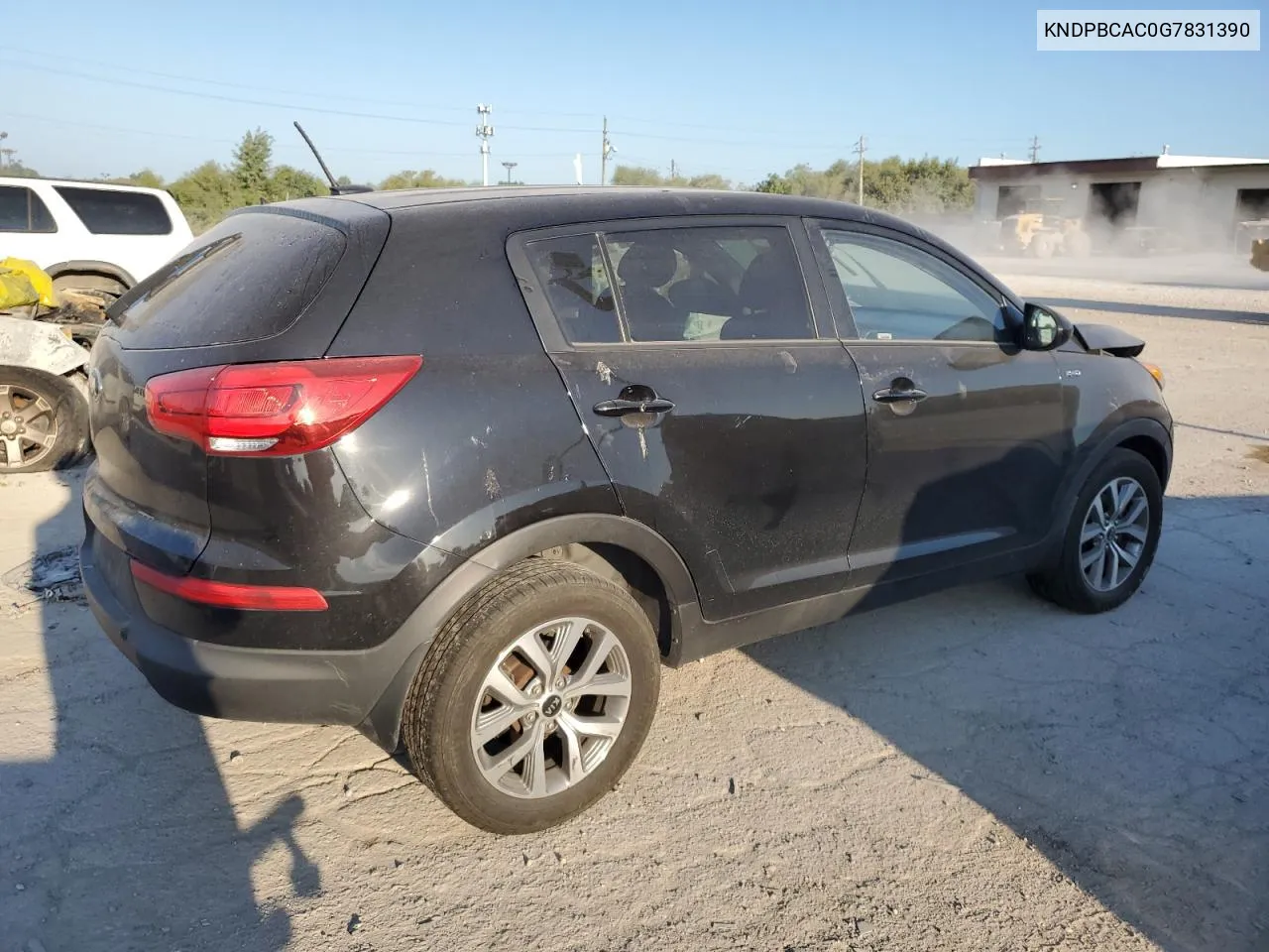 KNDPBCAC0G7831390 2016 Kia Sportage Lx