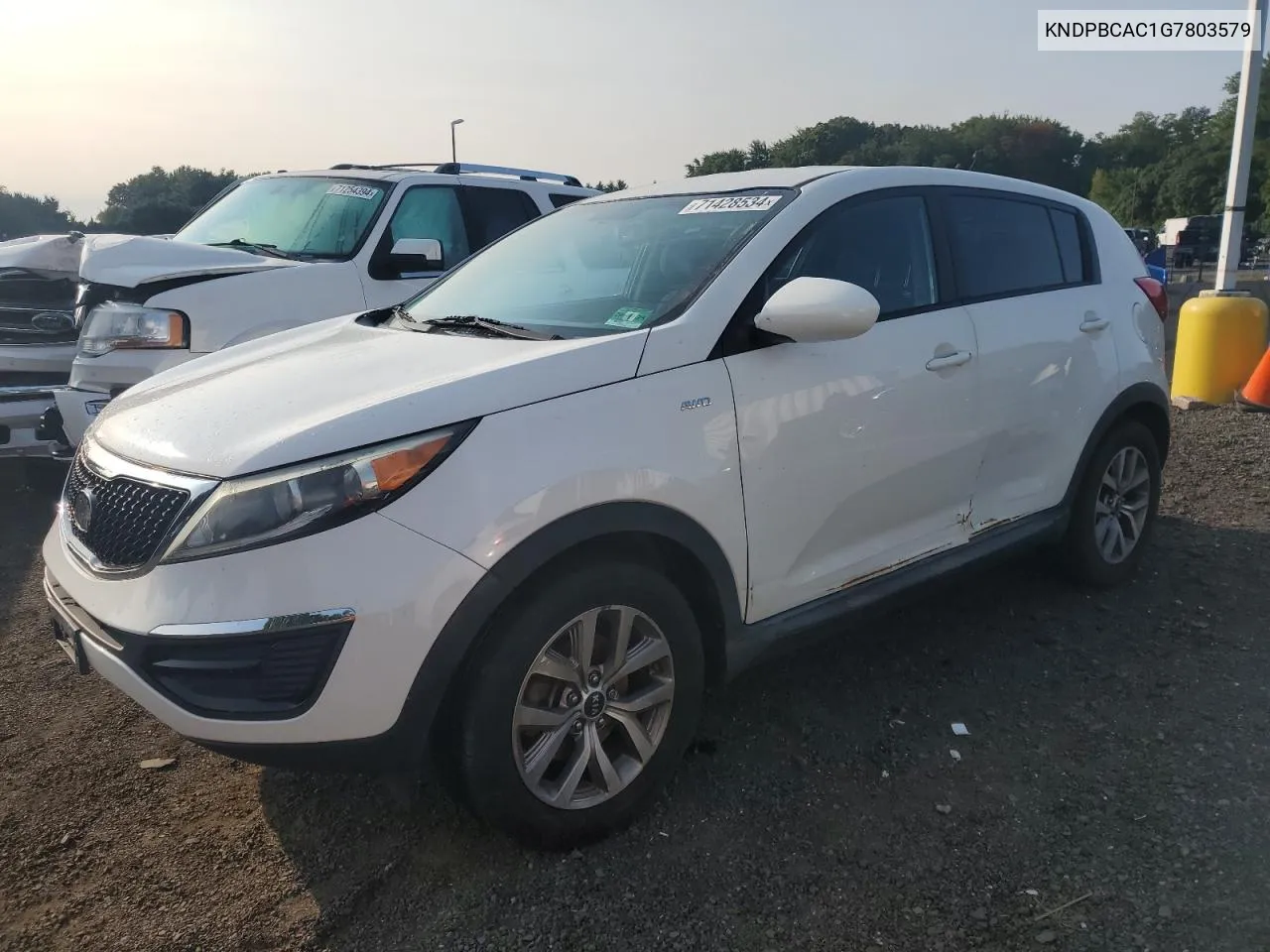 KNDPBCAC1G7803579 2016 Kia Sportage Lx