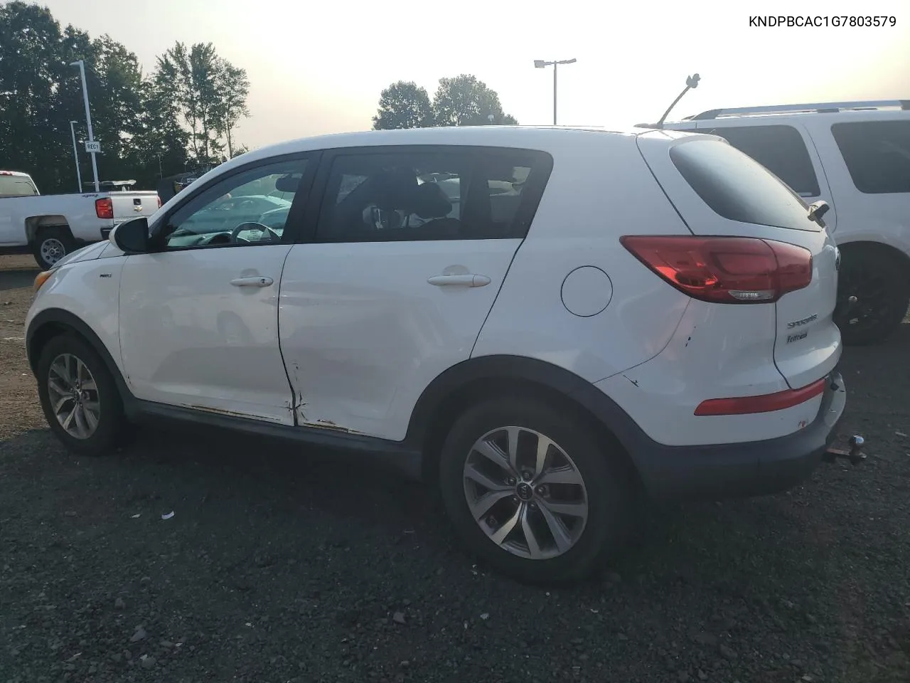 KNDPBCAC1G7803579 2016 Kia Sportage Lx