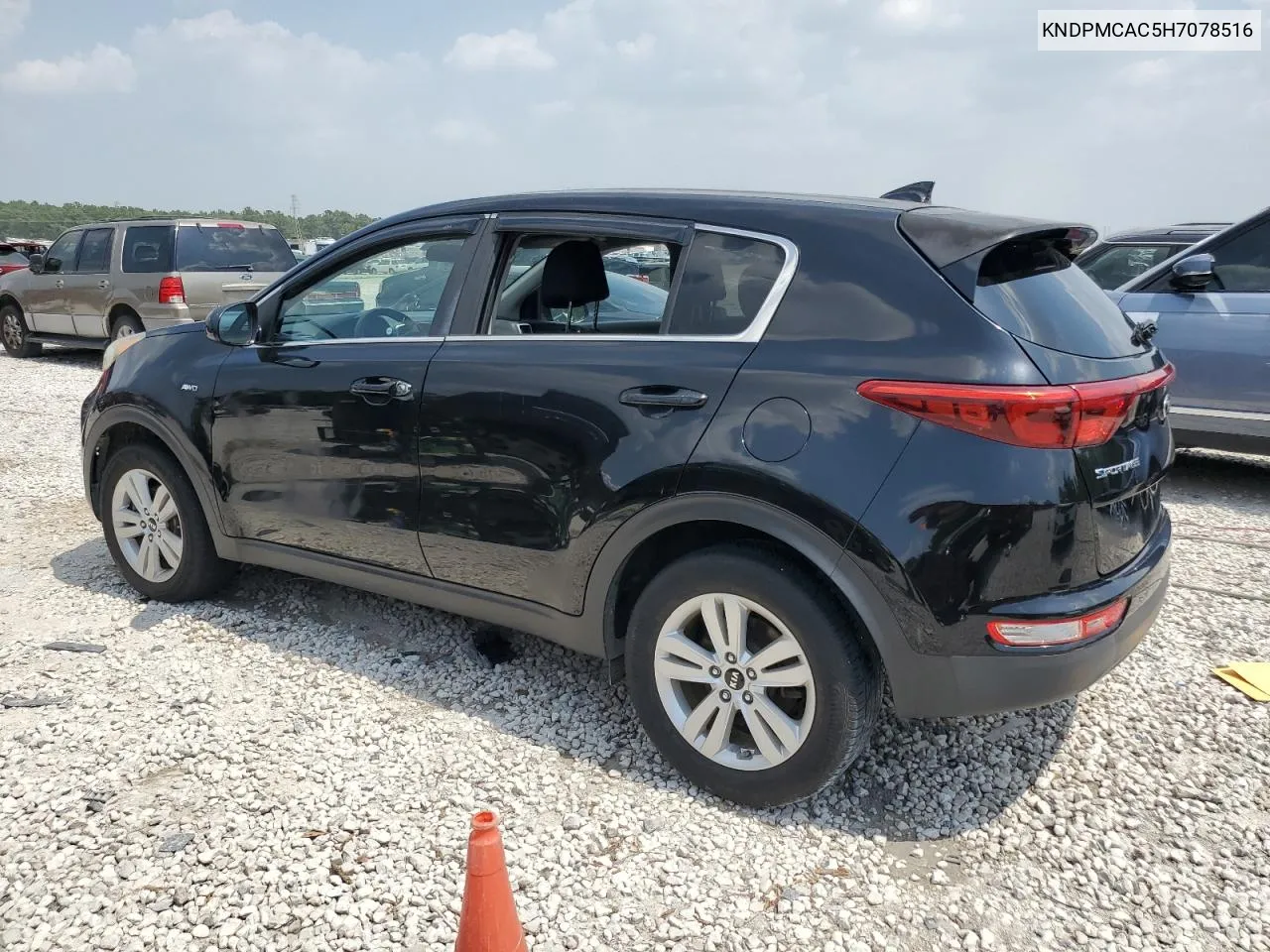 KNDPMCAC5H7078516 2017 Kia Sportage Lx