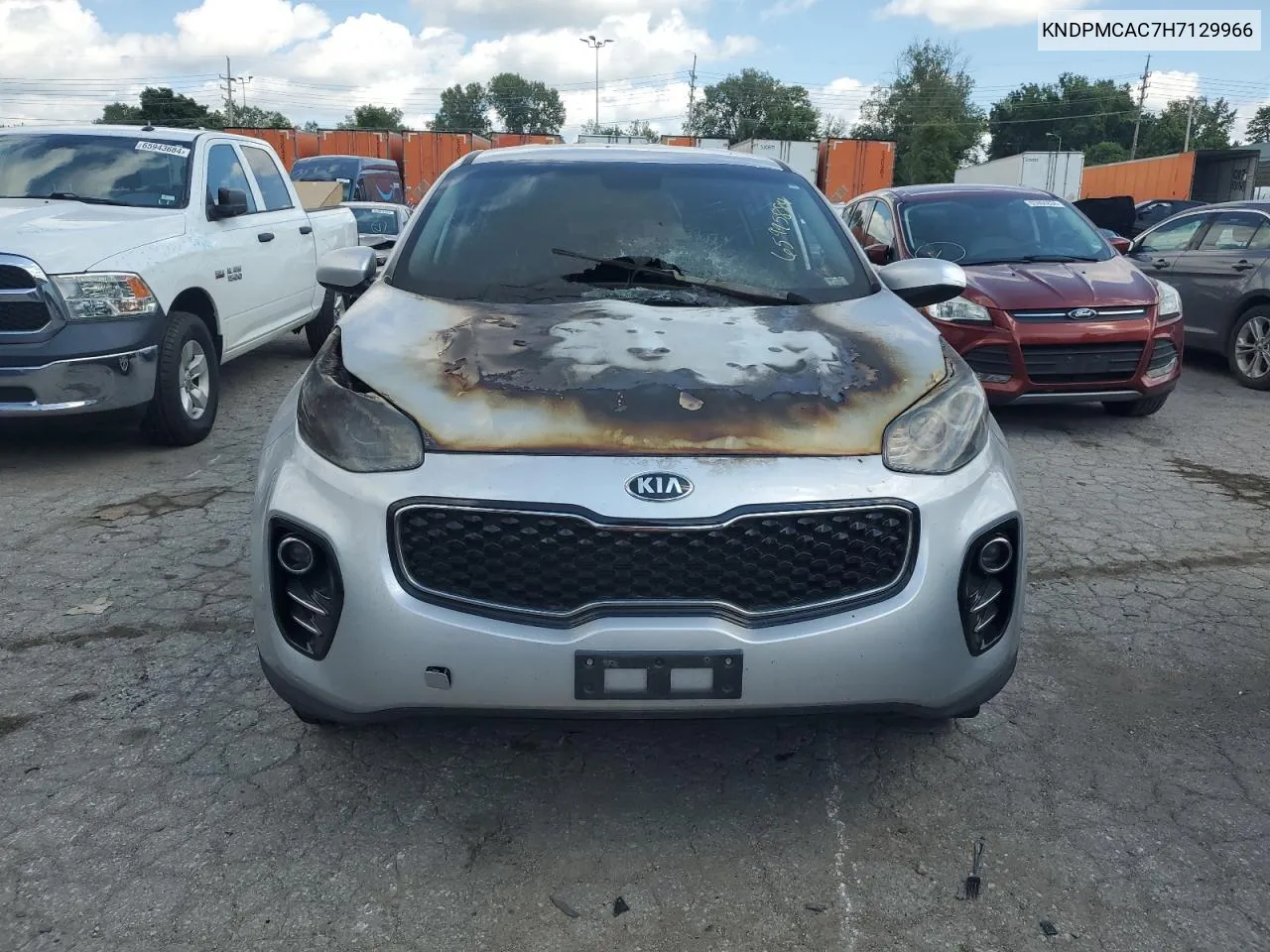 KNDPMCAC7H7129966 2017 Kia Sportage Lx