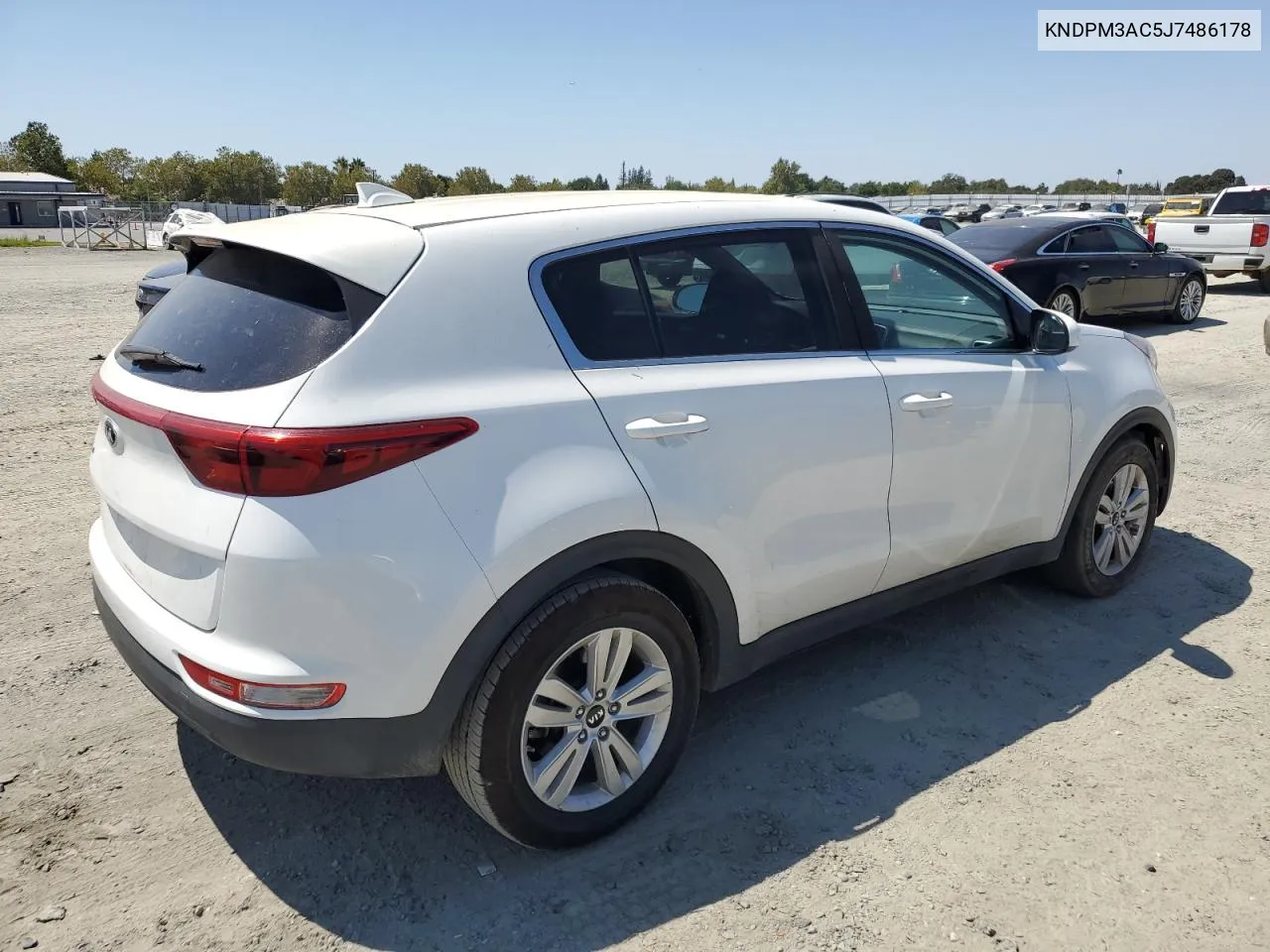 KNDPM3AC5J7486178 2018 Kia Sportage Lx