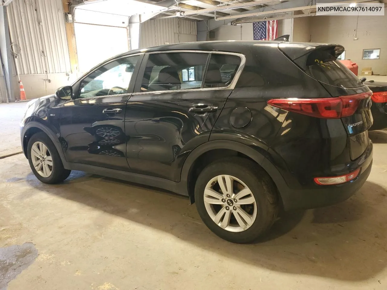 KNDPMCAC9K7614097 2019 Kia Sportage Lx