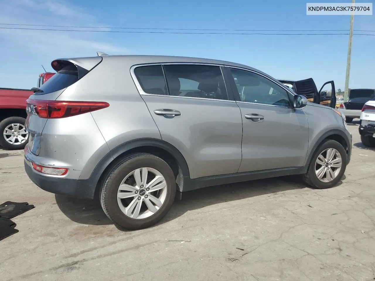 KNDPM3AC3K7579704 2019 Kia Sportage Lx