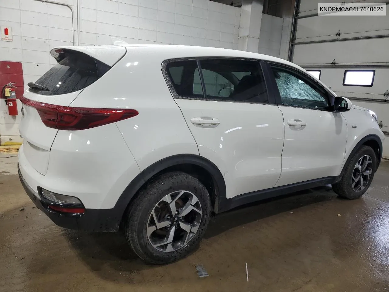 KNDPMCAC6L7640626 2020 Kia Sportage Lx