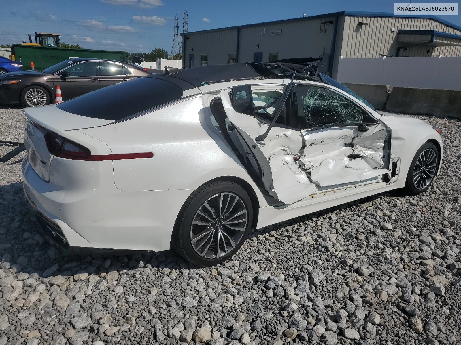 KNAE25LA8J6023670 2018 Kia Stinger Premium