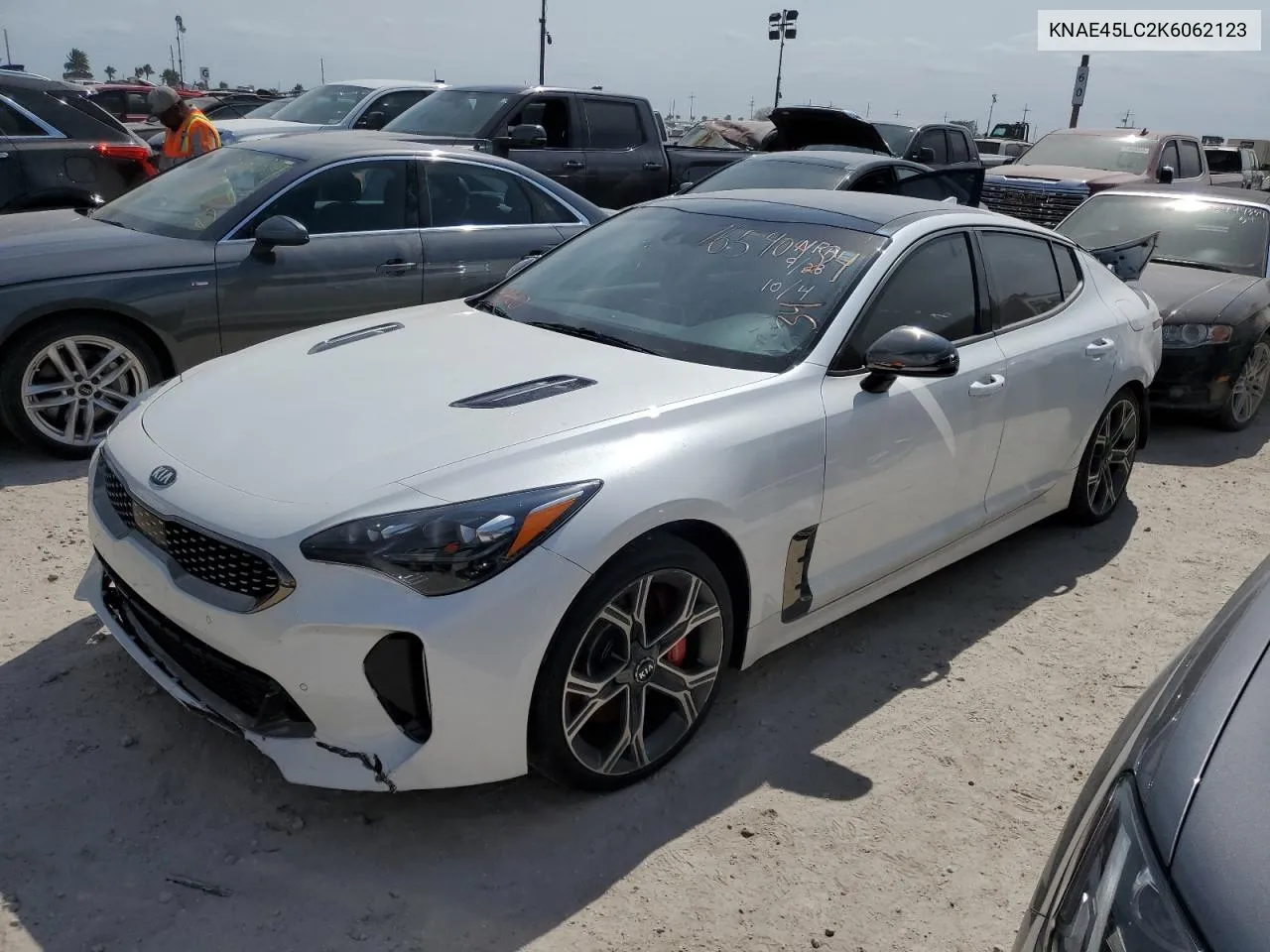 KNAE45LC2K6062123 2019 Kia Stinger Gt1