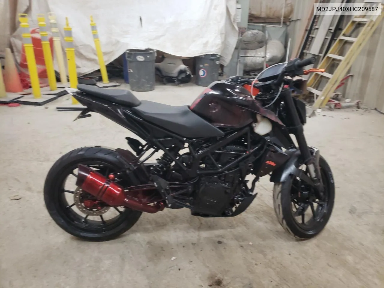 MD2JPJ40XHC209587 2017 Ktm 390 Duke