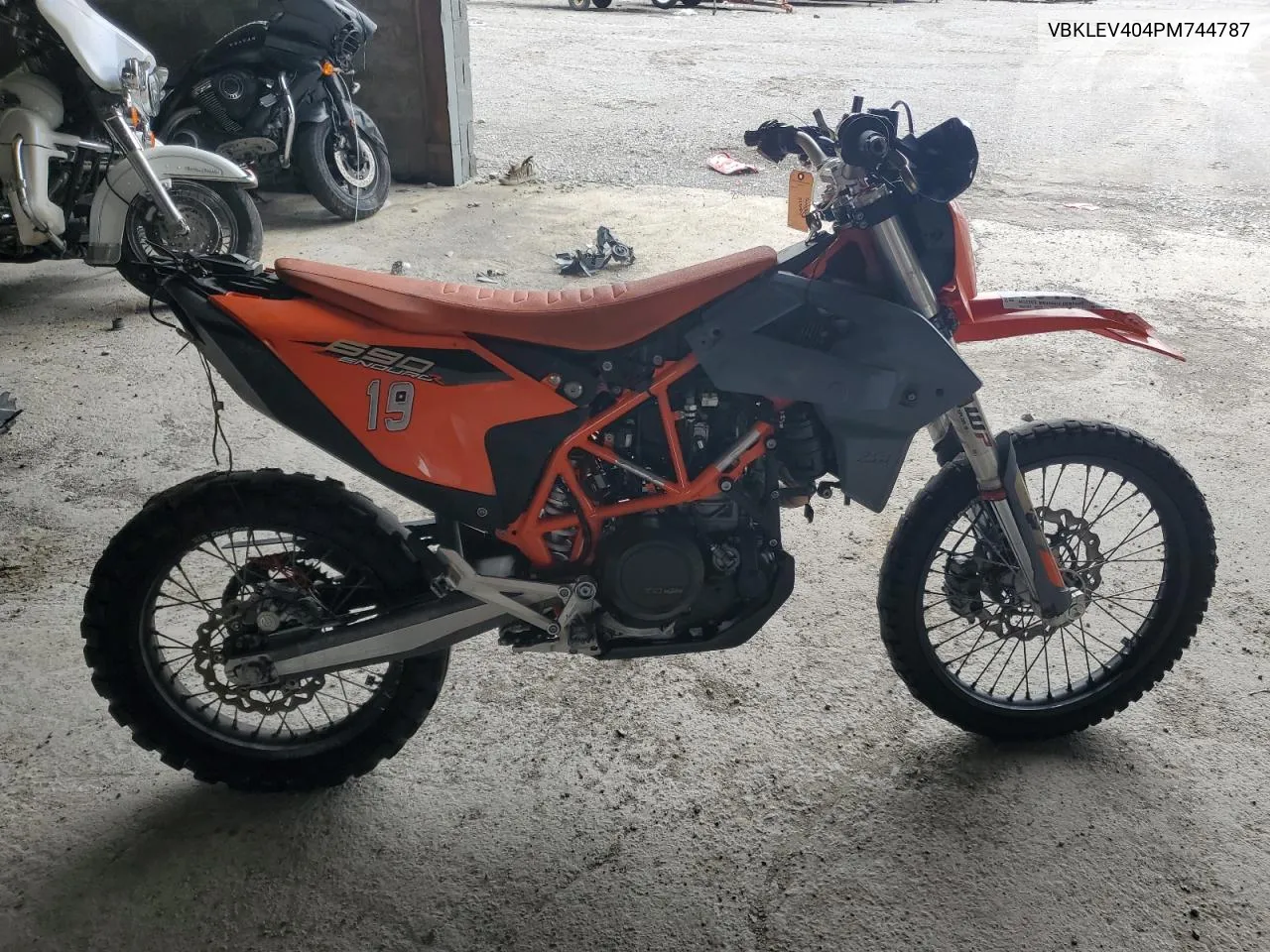 VBKLEV404PM744787 2023 Ktm 690 Enduro R