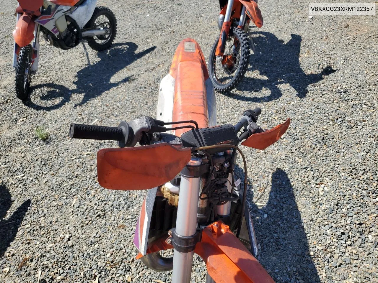 2024 Ktm 125 Xc VIN: VBKXCG23XRM122357 Lot: 69252404