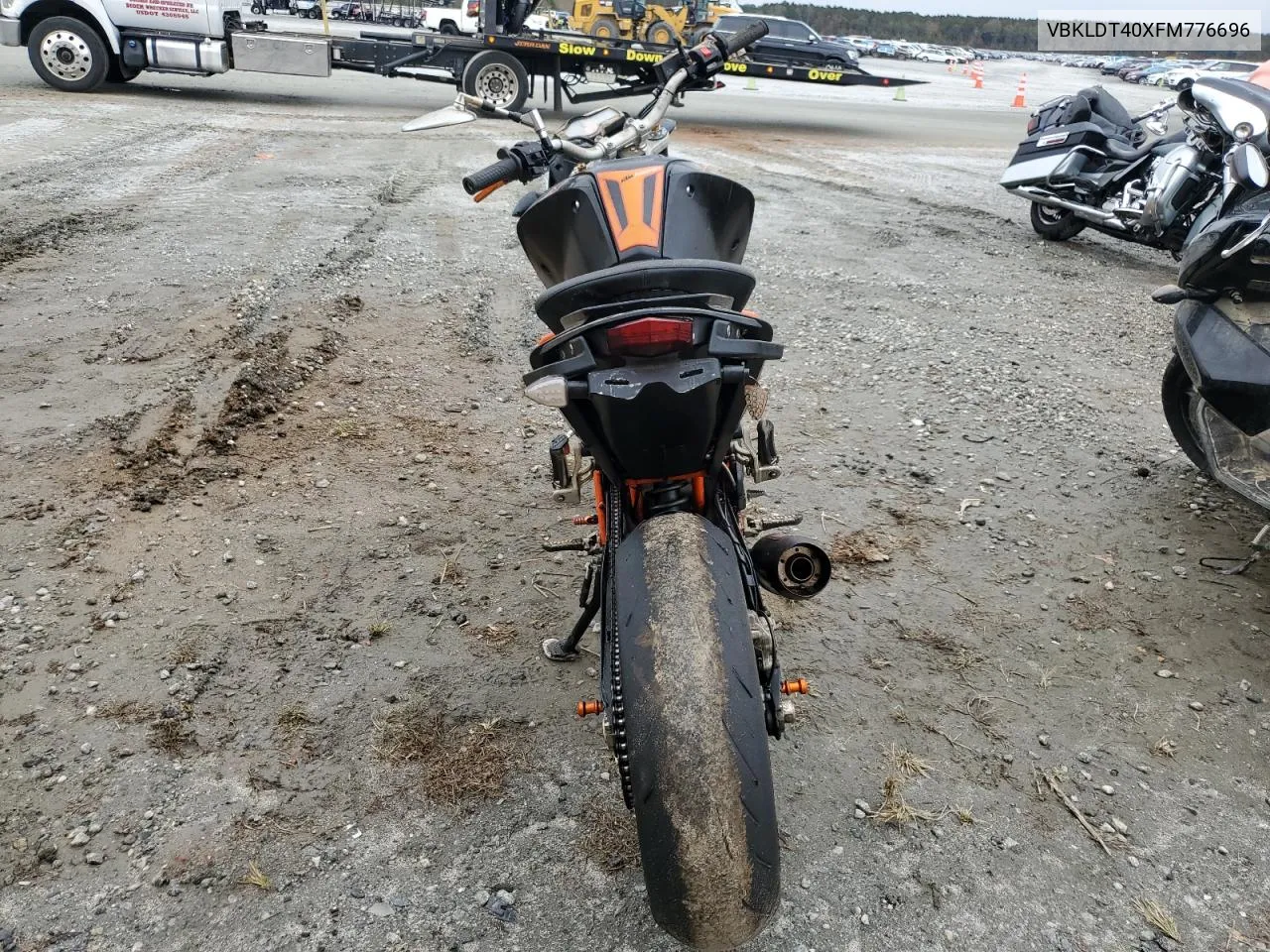 2015 Ktm 690 Duke VIN: VBKLDT40XFM776696 Lot: 76808594