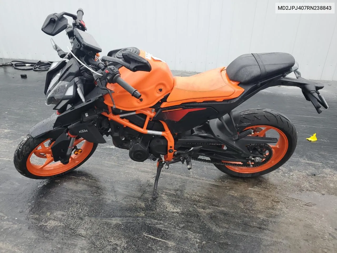 2024 Ktm 390 Duke VIN: MD2JPJ407RN238843 Lot: 71594704