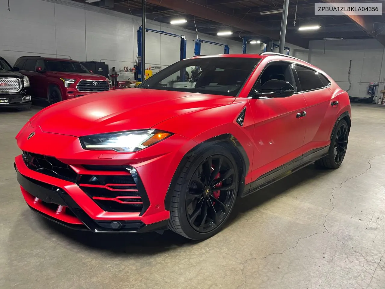 2019 Lamborghini Urus VIN: ZPBUA1ZL8KLA04356 Lot: 80452844