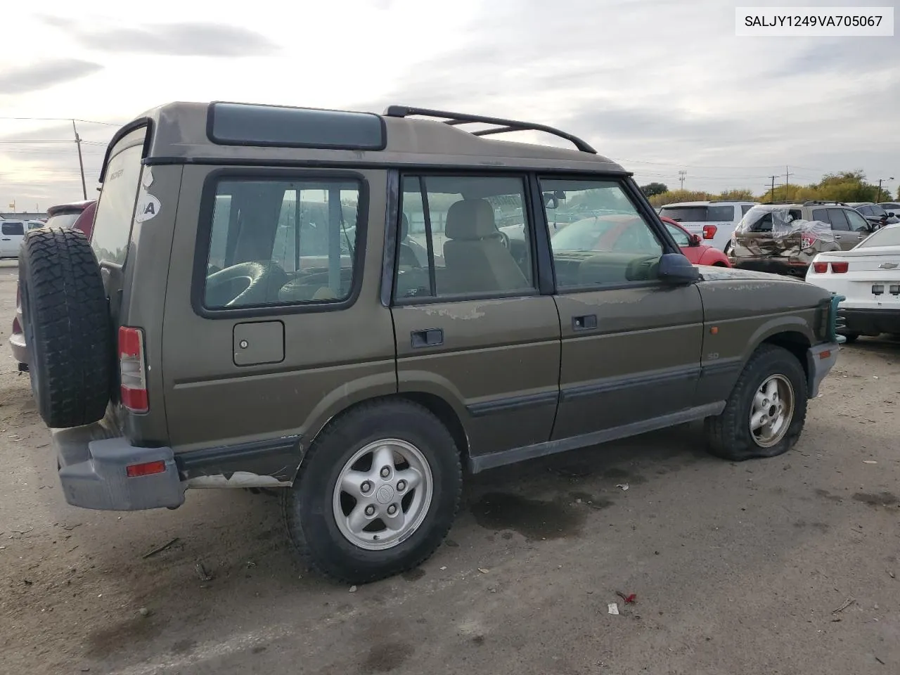 1997 Land Rover Discovery VIN: SALJY1249VA705067 Lot: 77047054