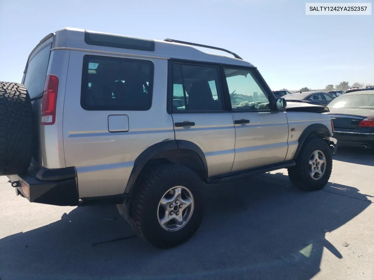 2000 Land Rover Discovery Ii VIN: SALTY1242YA252357 Lot: 76602914