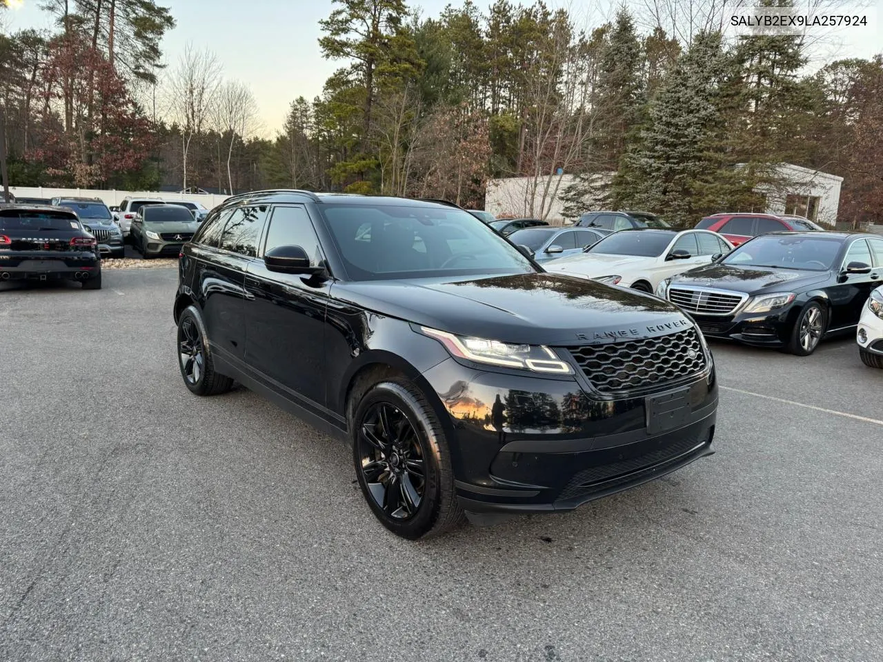 2020 Land Rover Range Rover Velar S VIN: SALYB2EX9LA257924 Lot: 81653584