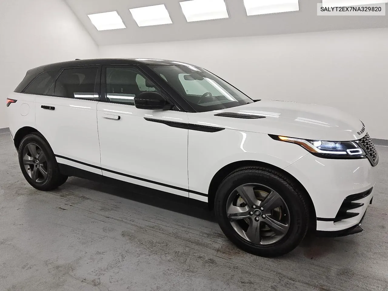 2022 Land Rover Range Rover Velar R-Dynamic S VIN: SALYT2EX7NA329820 Lot: 76592694