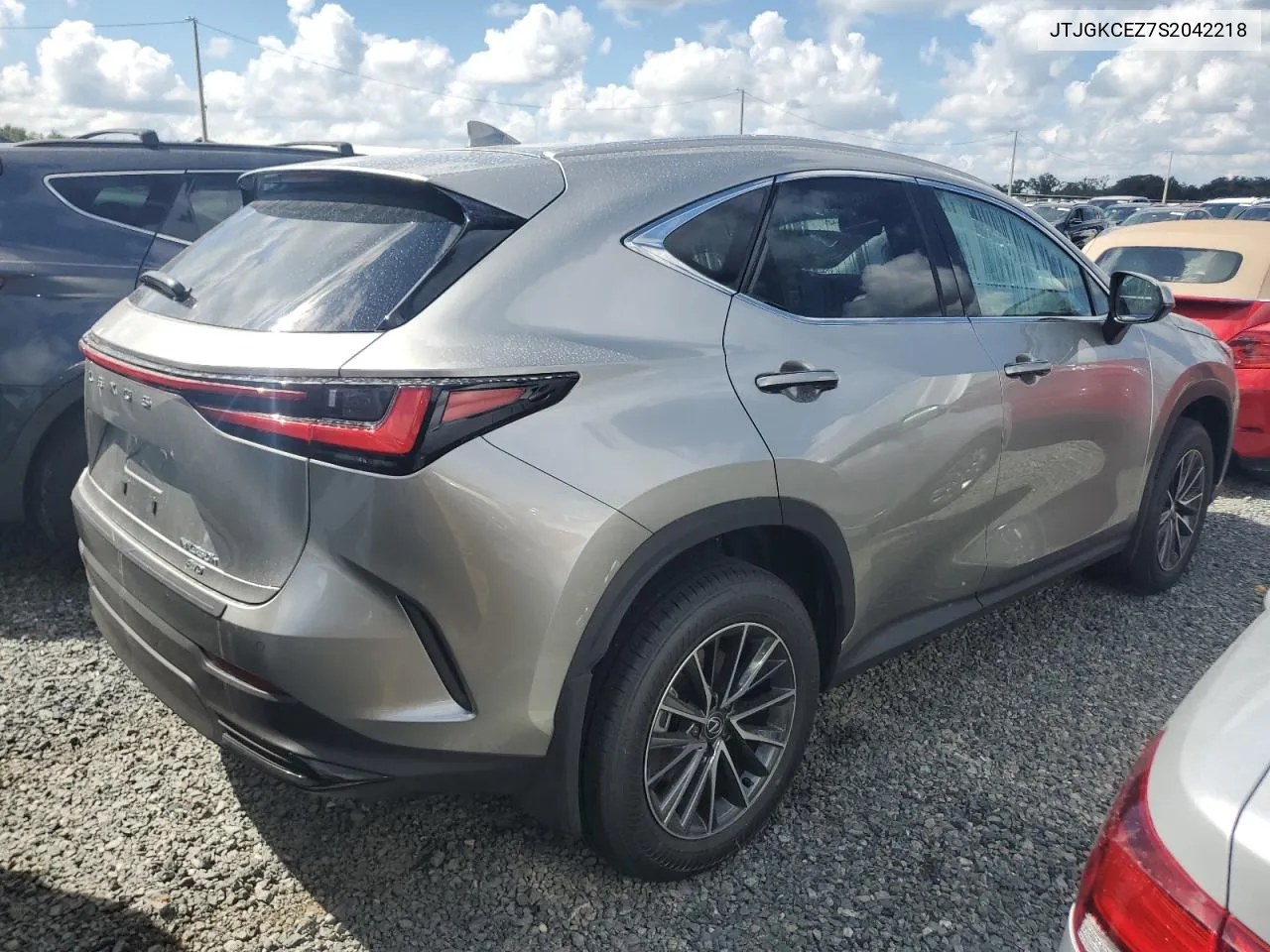 2025 Lexus Nx 350H Base VIN: JTJGKCEZ7S2042218 Lot: 77576384