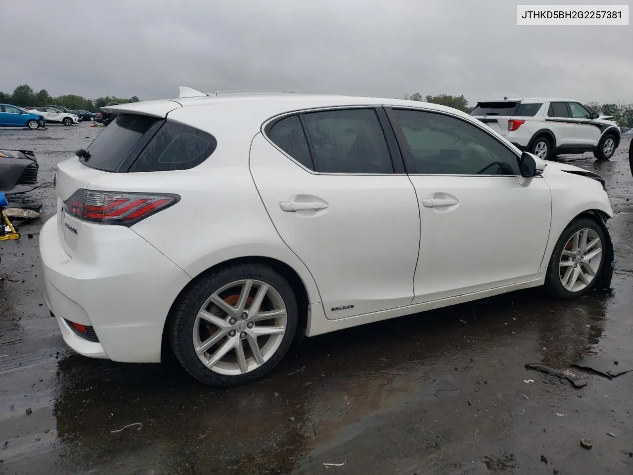 JTHKD5BH2G2257381 2016 Lexus Ct 200