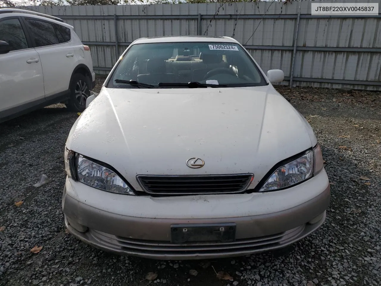 1997 Lexus Es 300 VIN: JT8BF22GXV0045837 Lot: 75062524