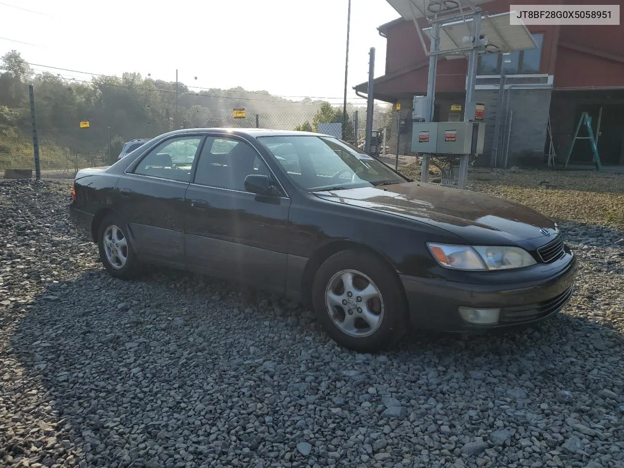 1999 Lexus Es 300 VIN: JT8BF28G0X5058951 Lot: 71294444