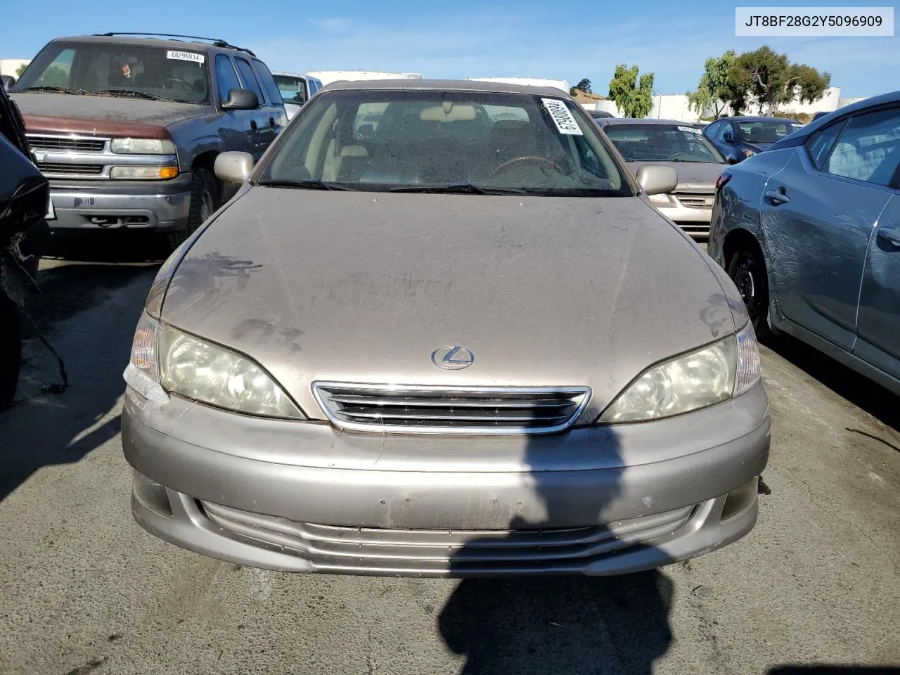 2000 Lexus Es 300 VIN: JT8BF28G2Y5096909 Lot: 67980894