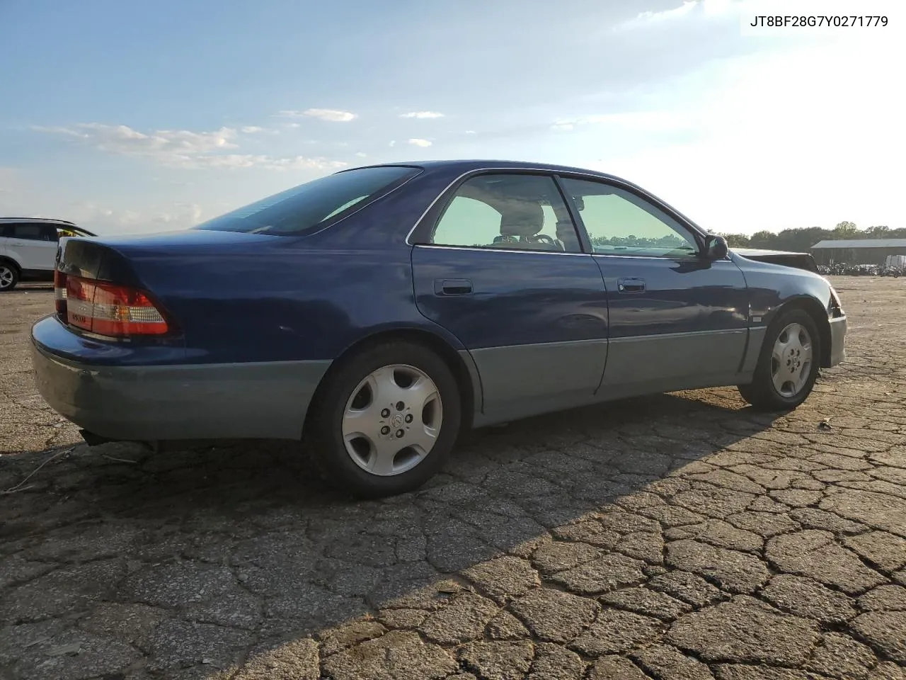 2000 Lexus Es 300 VIN: JT8BF28G7Y0271779 Lot: 74209474