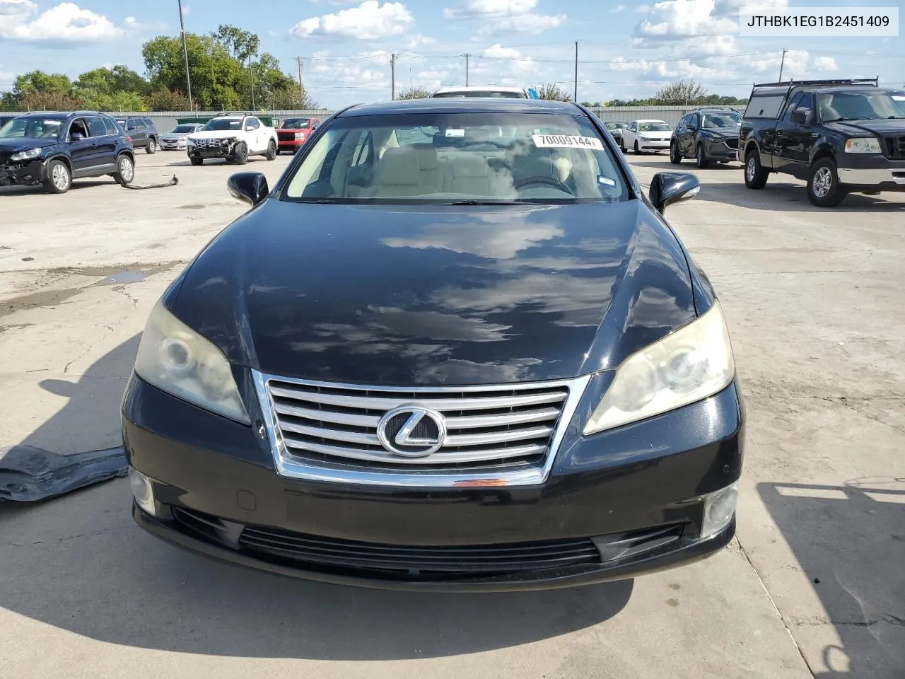 2011 Lexus Es 350 VIN: JTHBK1EG1B2451409 Lot: 70009144