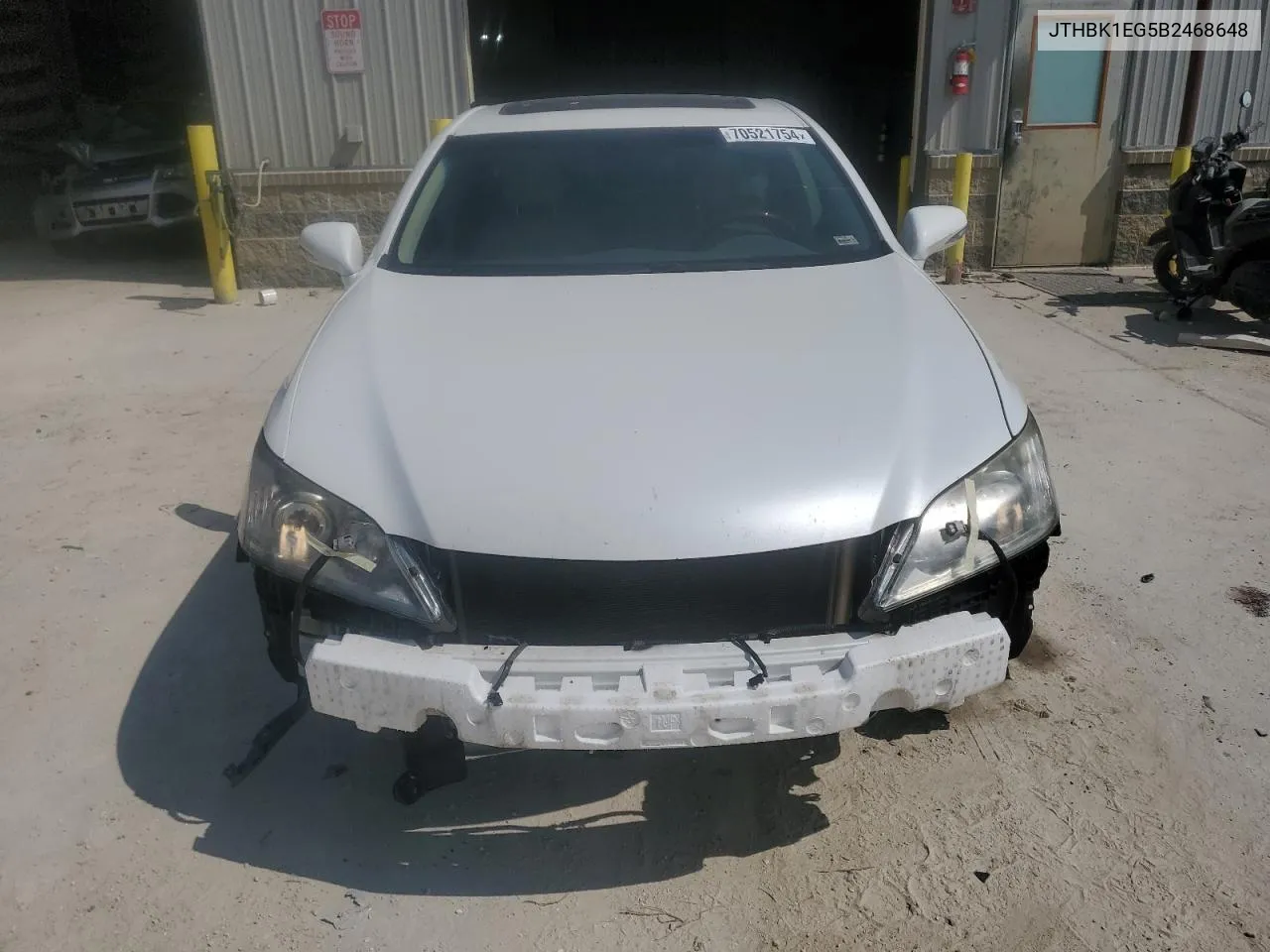 2011 Lexus Es 350 VIN: JTHBK1EG5B2468648 Lot: 70521754