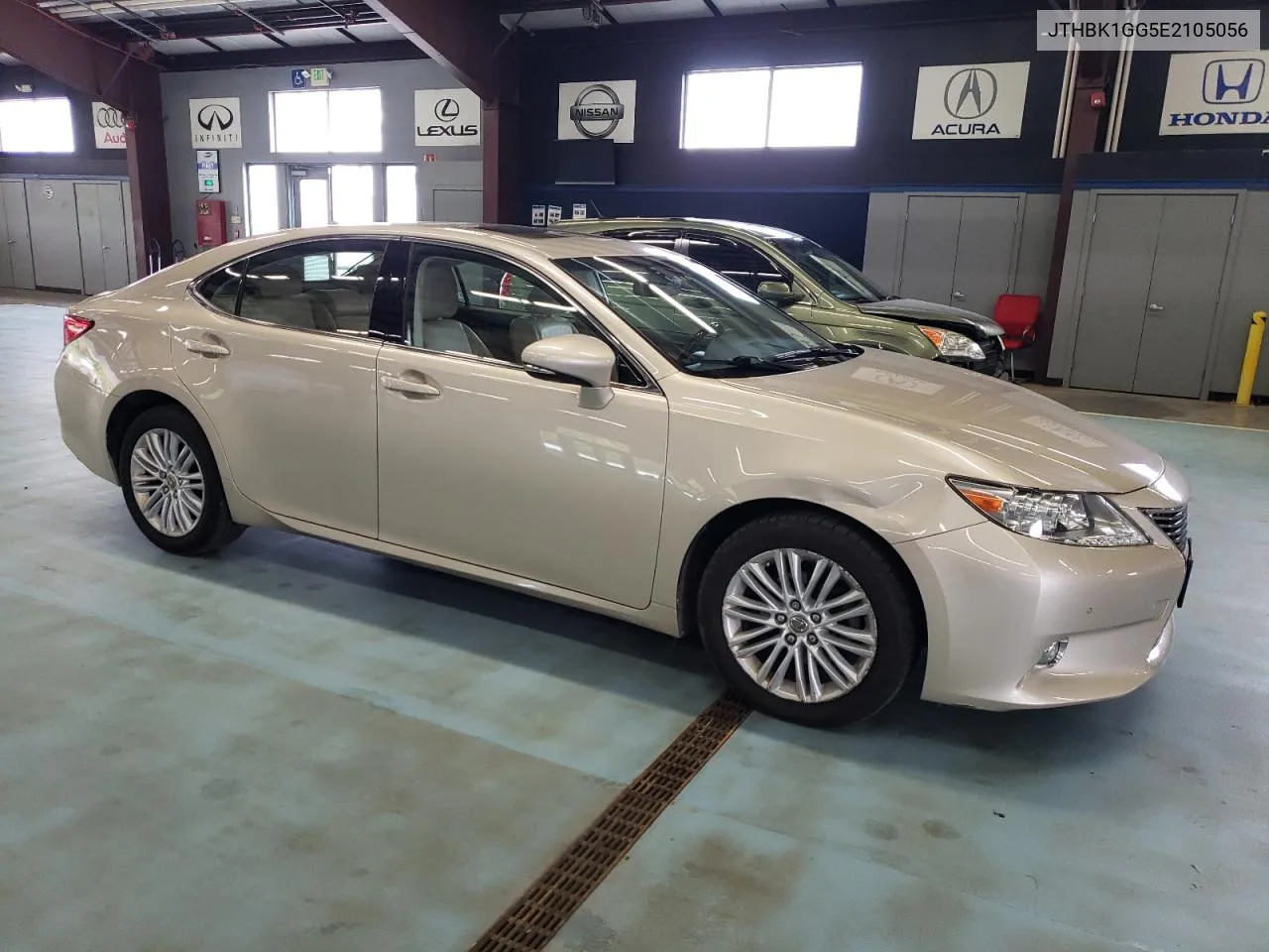 2014 Lexus Es 350 VIN: JTHBK1GG5E2105056 Lot: 73650284