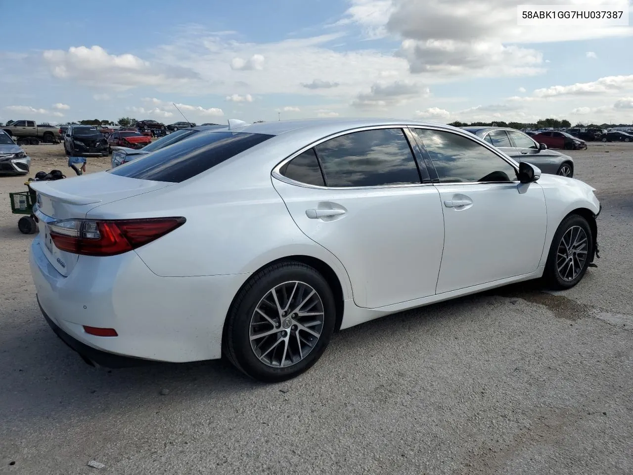 58ABK1GG7HU037387 2017 Lexus Es 350